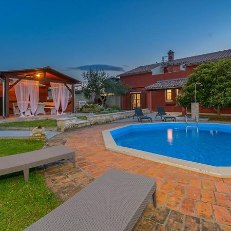 Villa Carla With Private Pool & Kids Playground - Pet Friendly Mutvoran 외부 사진