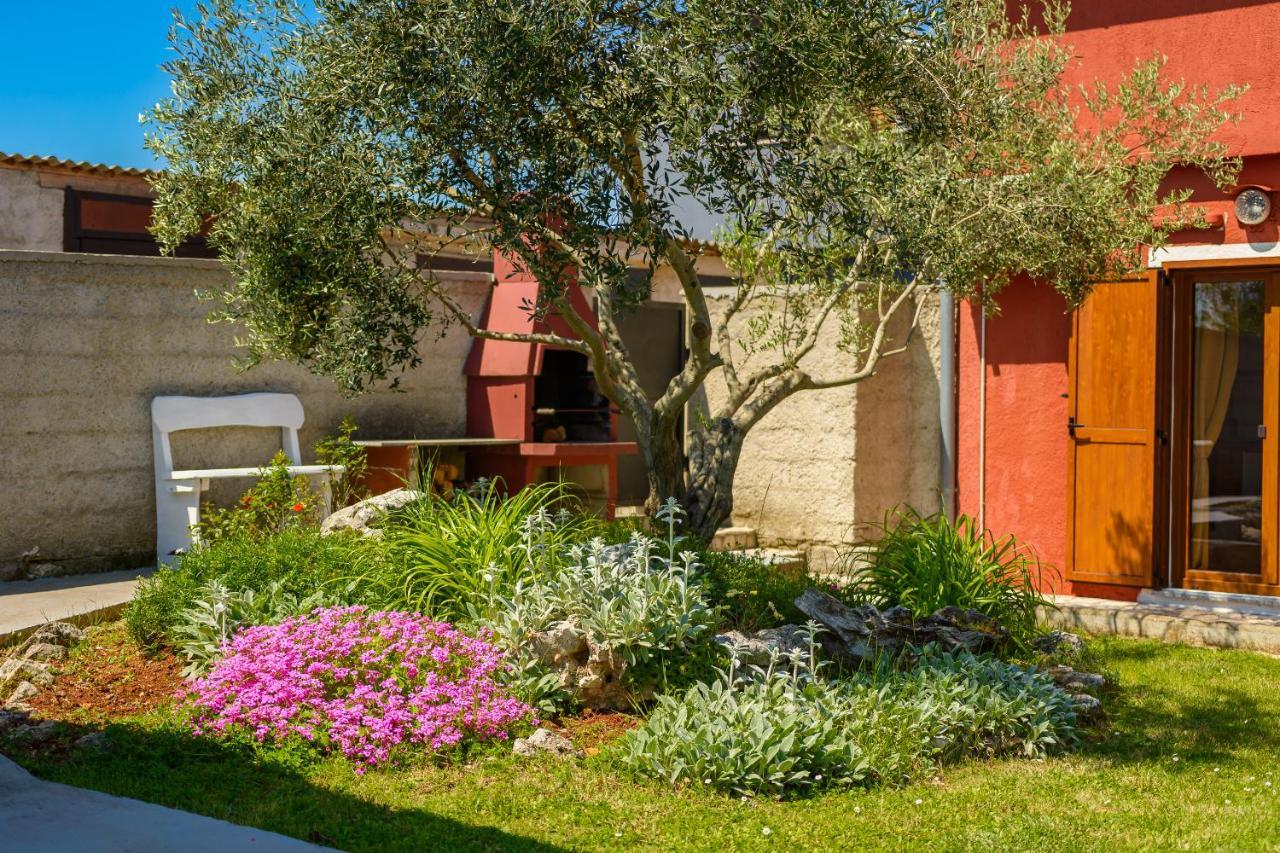 Villa Carla With Private Pool & Kids Playground - Pet Friendly Mutvoran 외부 사진