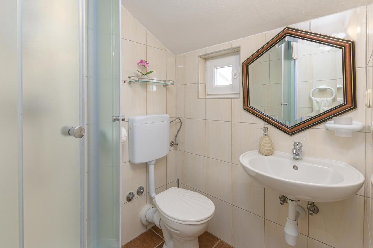 Villa Carla With Private Pool & Kids Playground - Pet Friendly Mutvoran 외부 사진